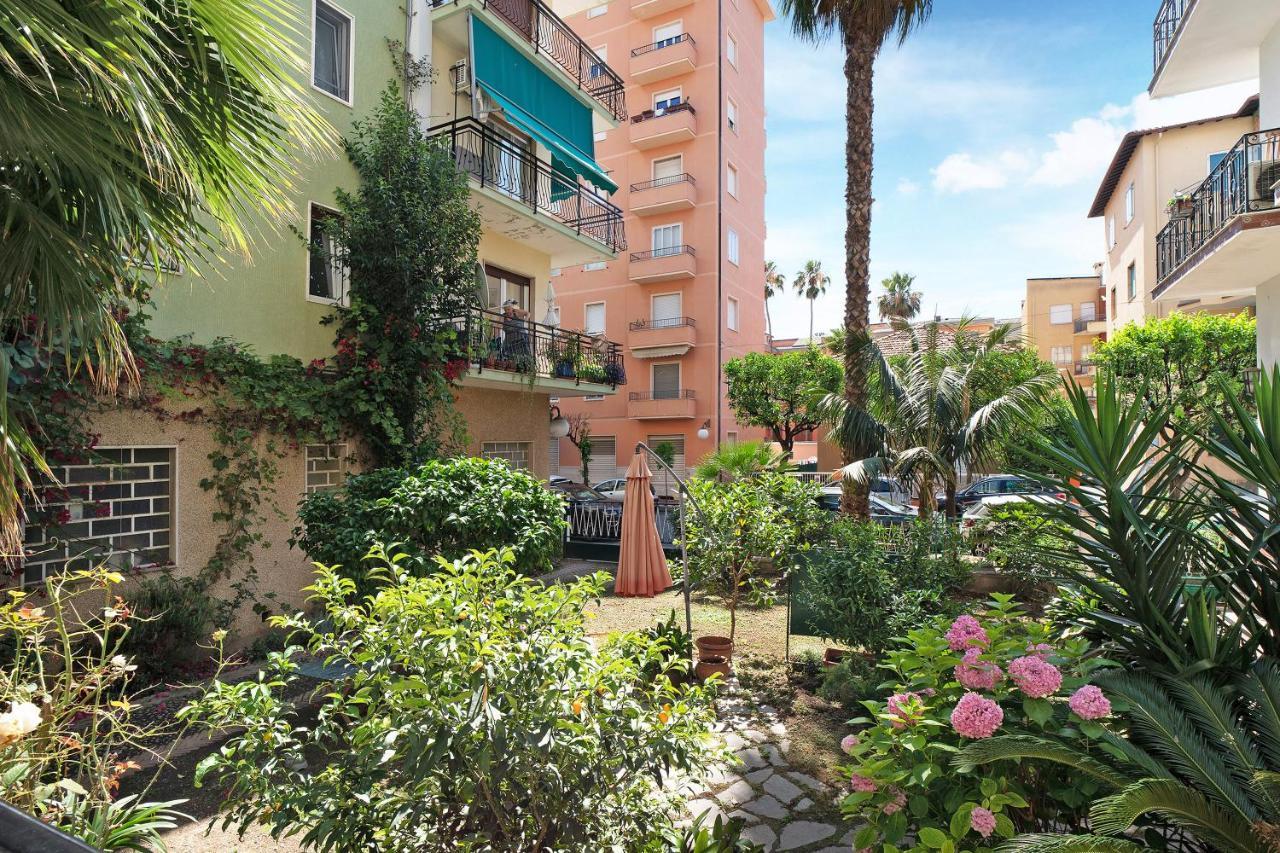 Holiday Sea 1 Diano Marina Exterior foto